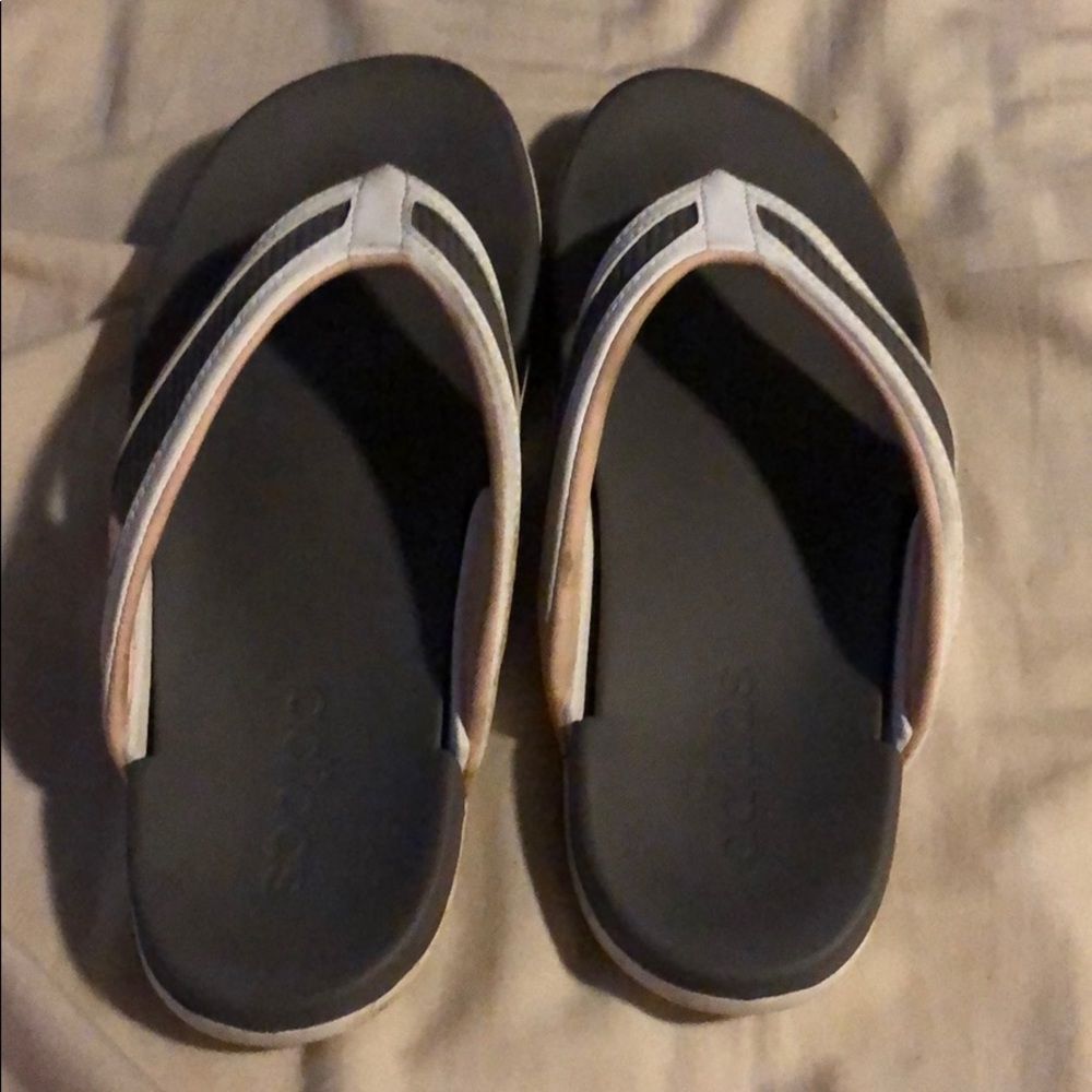 Adidas flip flops